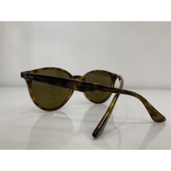 Ray-Ban RB4305